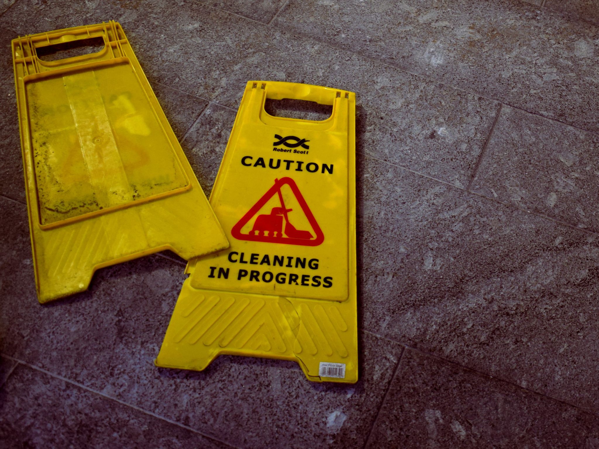 caution: cleaning in progress sign